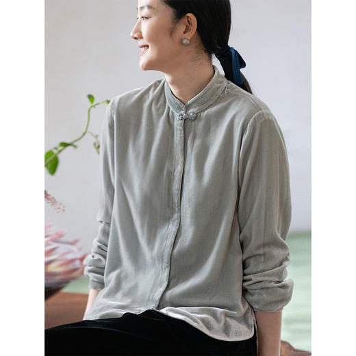 牧衣游原创 丝绒衬衫女新款高级感简约纯色复古通勤百搭衬衣 从轻 商品图1