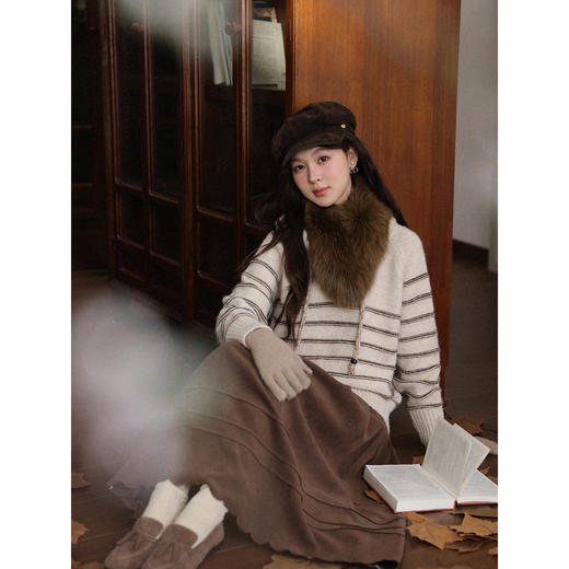 【6折秒杀】鹿向南「燕麦巧巧」慵懒风咖色条纹毛衣连帽卫衣宽松显瘦上衣女秋L58311 商品图4