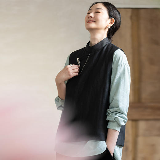 牧衣游原创 重磅25姆米香云纱龟裂纹马夹复古文艺新中式开衫 岁缂 商品图0