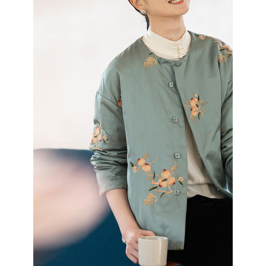 牧衣游原创 匹绣丝绵缎棉衣女新款蓬松保暖宽松文艺复古棉服 庭深 商品图3