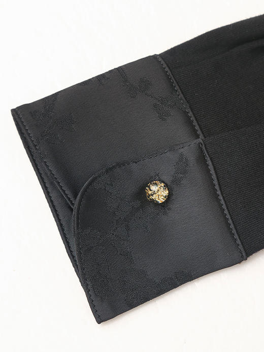 黑色字母印花长袖 T 恤女 秋冬季简约百搭拼接袖口圆领内搭打底上衣 商品图4