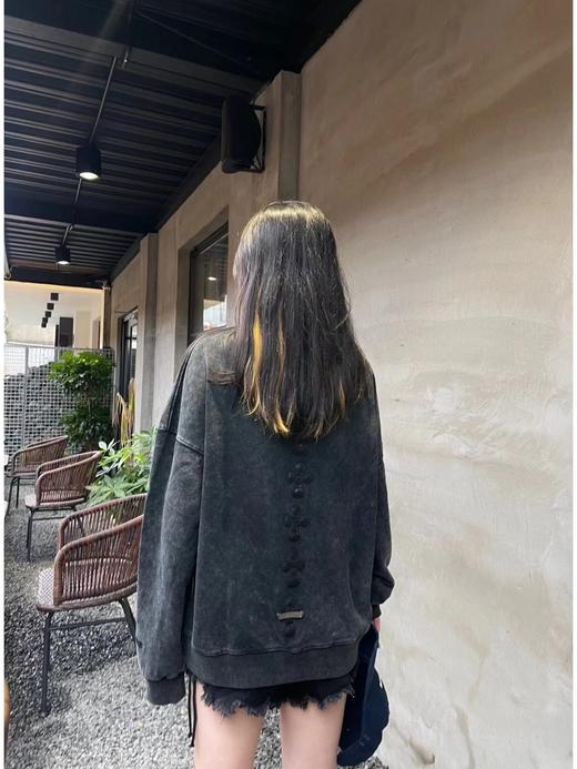 D100405高克重全棉水洗圆领贴皮十字架卫衣 商品图5