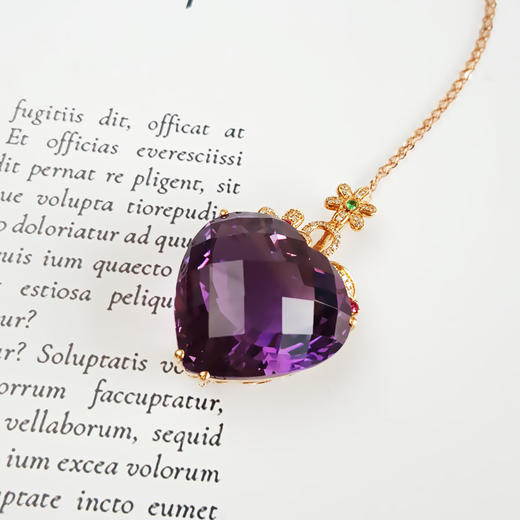 【天然正品】AU750玫瑰金镶钻镶天然近全净体心形巴西紫水晶吊坠项链链长：45CM（长度可调节）女士150925TJ28现售价：5280 商品图3