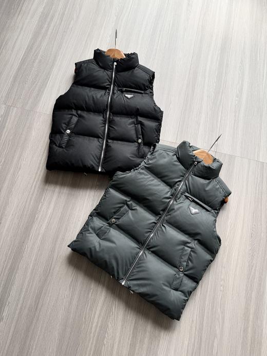 Prada普拉达秋冬立领羽绒服马甲 男女同款（SS） 商品图0