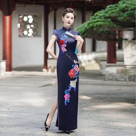 改良旗袍中老年时尚长旗袍2025新款复古走秀演出拍照长旗袍礼服裙