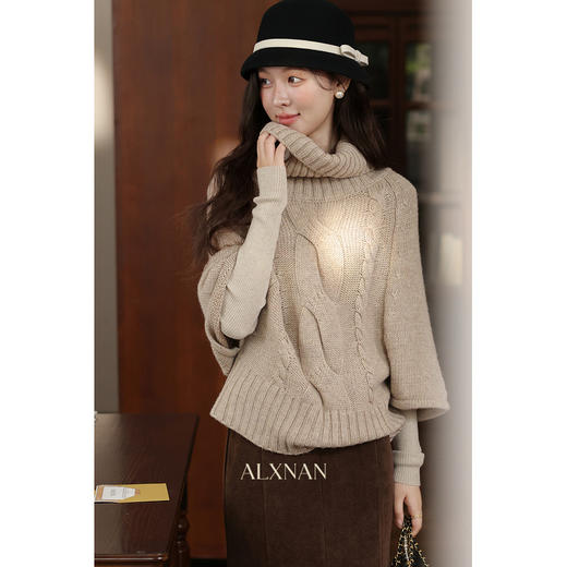 鹿向南「枫丹白露」复古慵懒风卡其色麻花针织毛衣女初秋显瘦上衣 商品图3