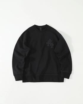 D100405高克重全棉水洗圆领贴皮十字架卫衣