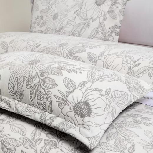 【云粉节】10楼堂皇   牛奶雕花绒四件套--纭杉 200*230cm   吊牌价1790元   活动价399元 商品图1