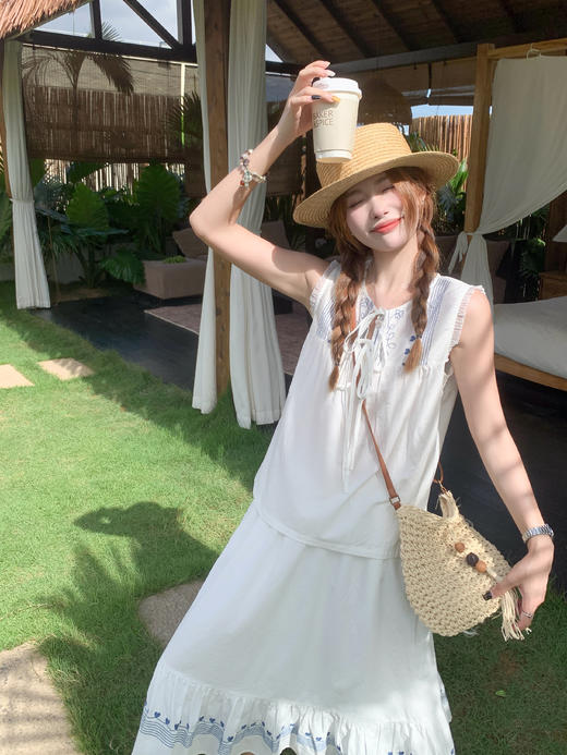 <曾小咸推荐>4.2现货秒杀！微信超特价！法式复古重工绣花无袖T恤 日常149.99 立减90 秒杀59.99！半身裙 日常219.99 立减120 秒杀99.99！ 商品图7