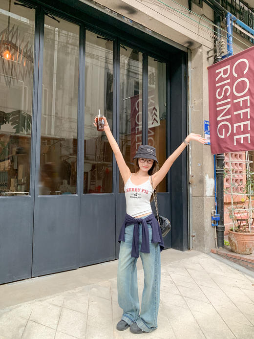 <曾小咸推荐>4.5现货秒杀！微信超特价！复古洗水牛仔长裤 日常229.99 立减130 秒杀99.99！！长袖秒杀59.99！！ 商品图6