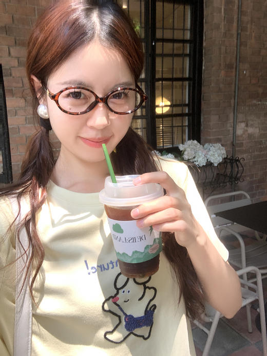 <曾小咸推荐>韩系黄色刺绣短袖t恤女夏日百搭宽松通勤减龄上衣 商品图7