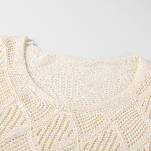 奢姿大码女装2025秋季胖妹妹时尚米色镂空圆领菱格设计针织上衣9853670265A 商品图5