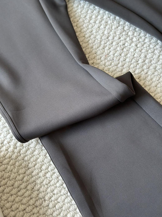 105-4  独家控货 LP25秋冬 保暖不干燥 显瘦且提臀 葫芦高腰 口袋喇叭裤 温润亲肤炒鸡大弹力 商品图4