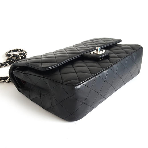 【95新】CHANEL香奈儿CF A01112 Y01480 94305中号黑银羊皮CF链条包单肩斜挎包女士270925TJ02现售价：20500 商品图6