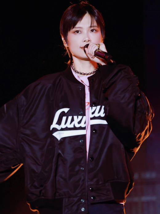 中性款李宇春同款棒球服外套B00 商品图3