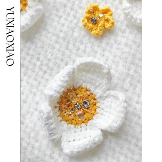 余潇潇【花间密语】时尚百搭手工立体钩织花朵镂空一字领宽松毛衣 商品图2