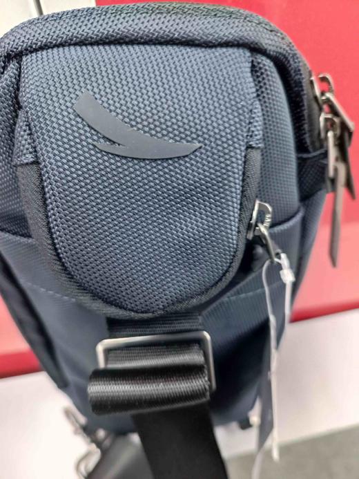 XY/安踏拒水科技丨胸包生物基防水包192427131--2深夜蓝 商品图2