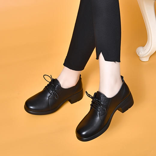d2322730圆头系带小皮鞋女2025黑色头层牛皮粗跟工作鞋软皮乐福鞋 商品图1