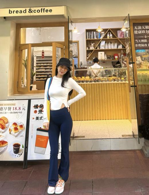 𝗟𝘂𝗹𝘂𝗹𝗺𝗼𝗻露露 𝗚𝗿𝗼𝗼𝘃𝗲裸感高腰喇叭裤(MT） 商品图7