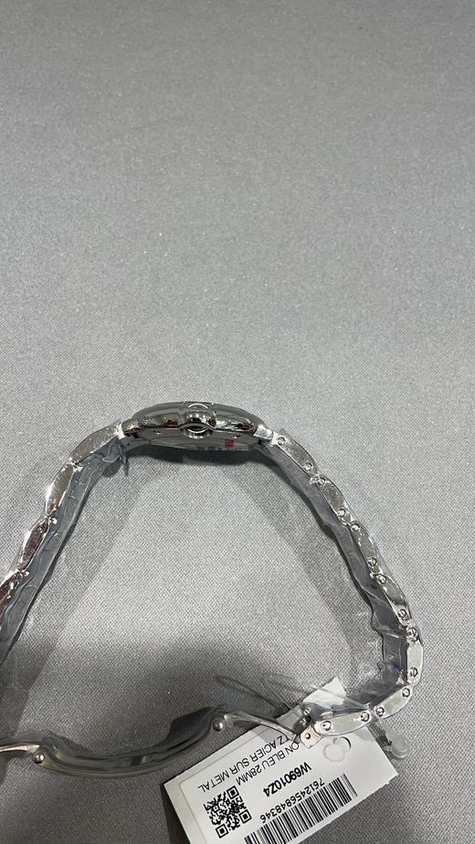 CARTIER卡地亚蓝气球系列石英机芯30米防水女表瑞表28mm银色表盘精钢表壳精钢表带（WG） 商品图13