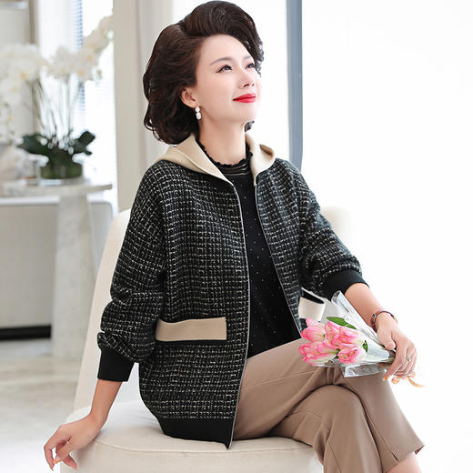 中年妈妈春秋装休闲外套短款夹克2025新款大码中老年女装洋气上衣 商品图4