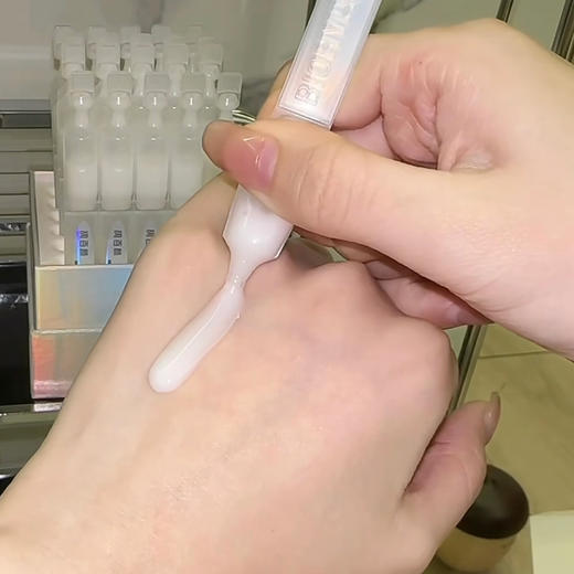 润百颜紧致充盈次抛精华液（元气弹次抛）30支/盒 商品图2