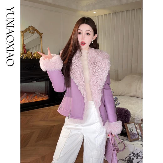 余潇潇【伯克街随行】时尚托卡卷毛羊皮毛一体保暖翻领收腰皮草外套 商品图4