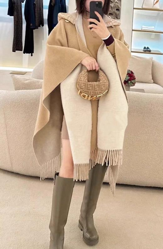 女款连帽斗篷011 商品图3