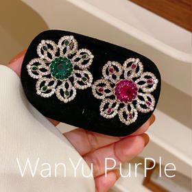 超美法式高级感花朵胸针气质复古锆石别针扣