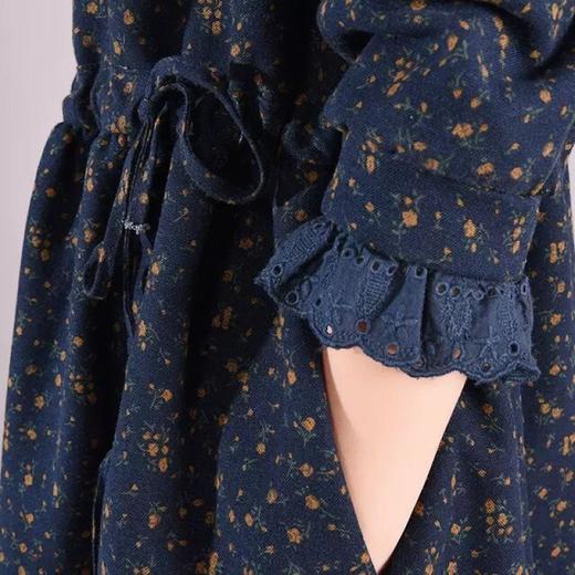 雀说文艺复古宽松大码女装碎花收腰系带打底加绒连衣裙AL9928 商品图3