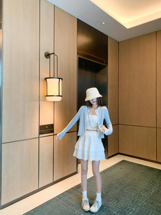 <曾小咸推荐>4.3现货秒杀！微信超特价！韩系慵懒风软糯蕾丝边长袖T恤 日常179.99 立减100 秒杀79.99！ 商品图8