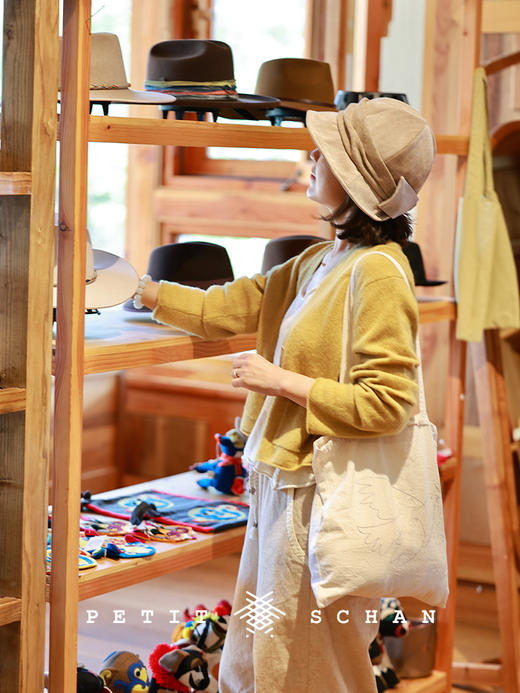 PETIT SCHAN小闪 CLO#922 Autumn Gold 秋黄 羊绒桑蚕丝V领针织开衫 商品图3