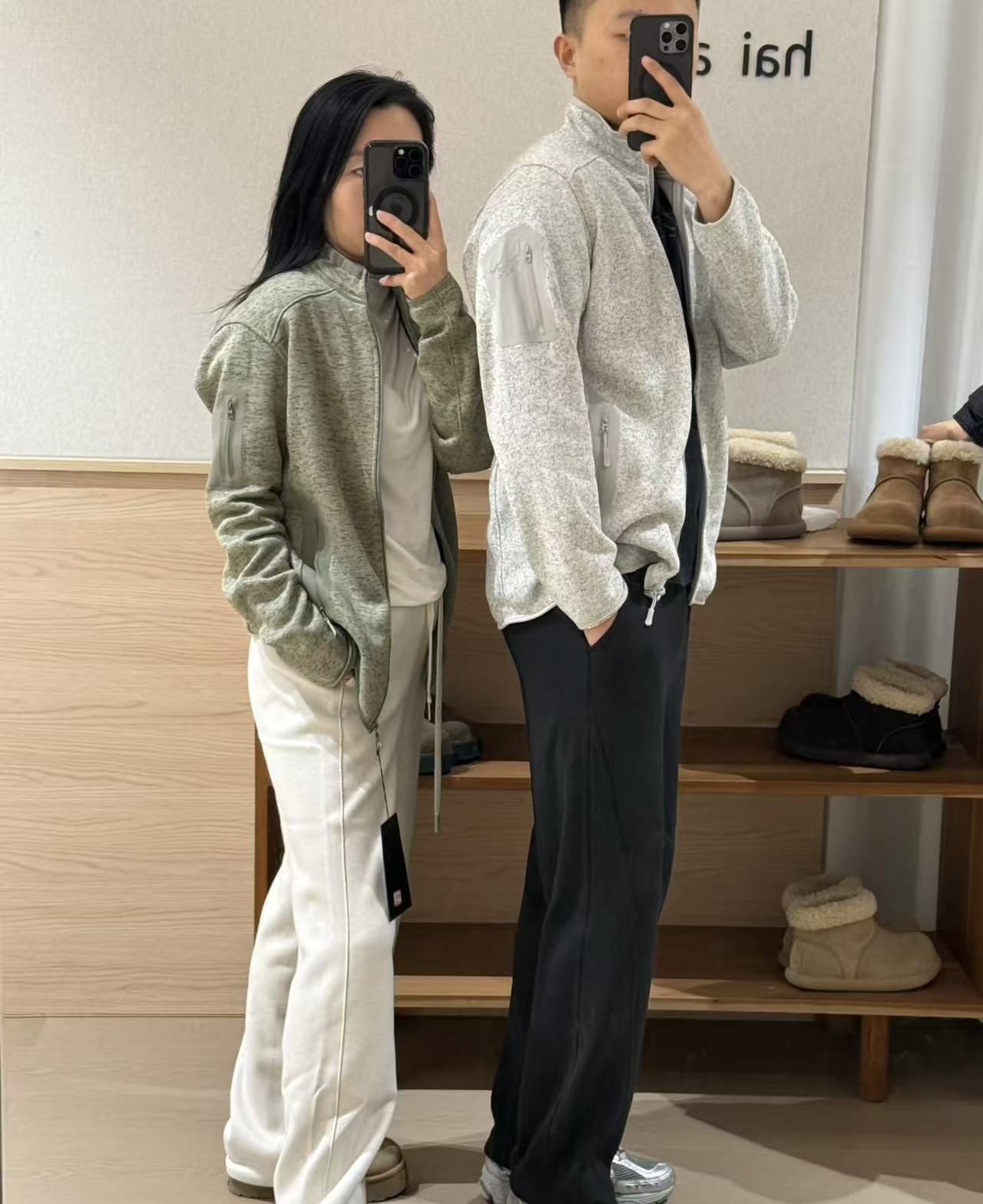 全网断货❗️ 鸟家同款【Covert户外抓绒立领外套】 3D立体裁剪，合理的人体学结构，上身版型好！   ✅Alpenex II混色抓绒面料  ✅不限年龄，不挑身材，情侣搭配都可以穿！！