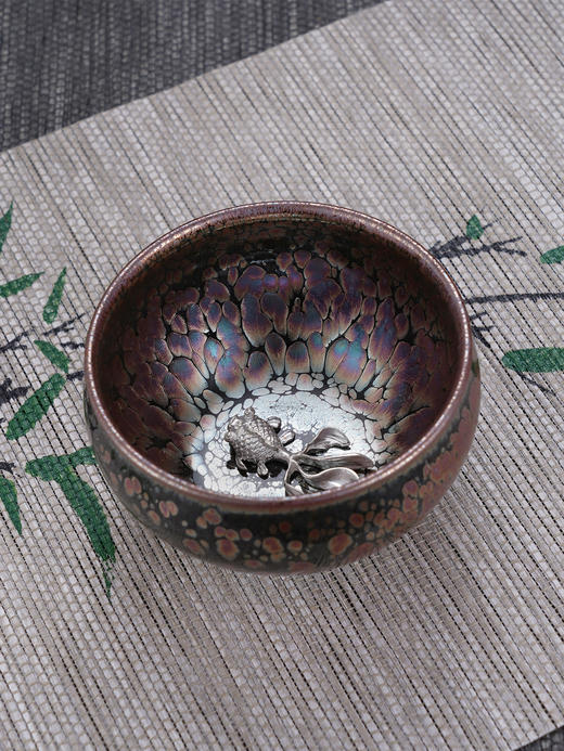 子佩集【吉庆有余】S990银摆件【YSYCJ003】茶具品茗杯原创作品茶杯紫金鱼2509 商品图0