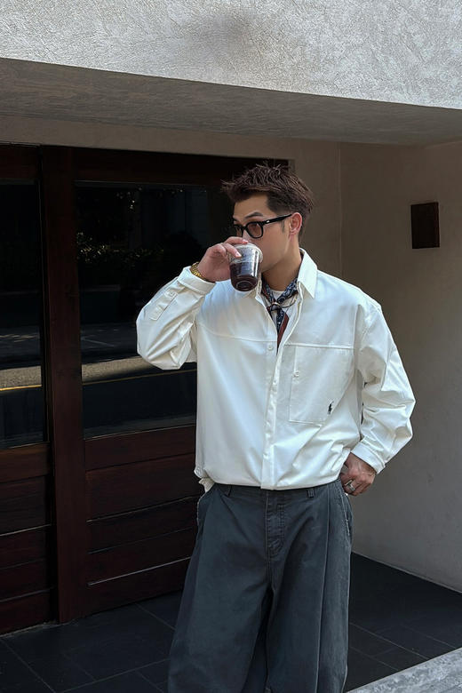 徐太浪【立体裁剪 拼接扣子】长袖衬衫男春秋透气纯棉休闲白衬衣 商品图5