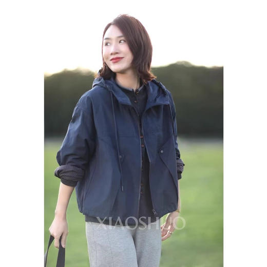秋季新款 宽松休闲时尚减龄立领连帽短款风衣外套女夹克7170 商品图1