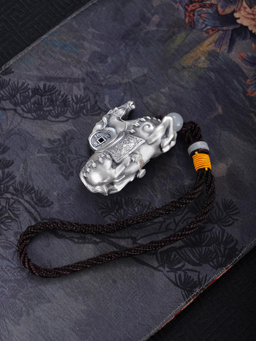 子佩集【马上发财】S999银手把件【HS009】卧马招财进宝2509 商品图4