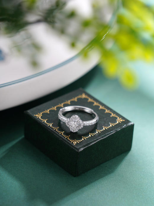 子佩集【四叶清辉】S925银戒指【FYJ-0618101】时尚白贝母四叶草锆石2509 商品图3