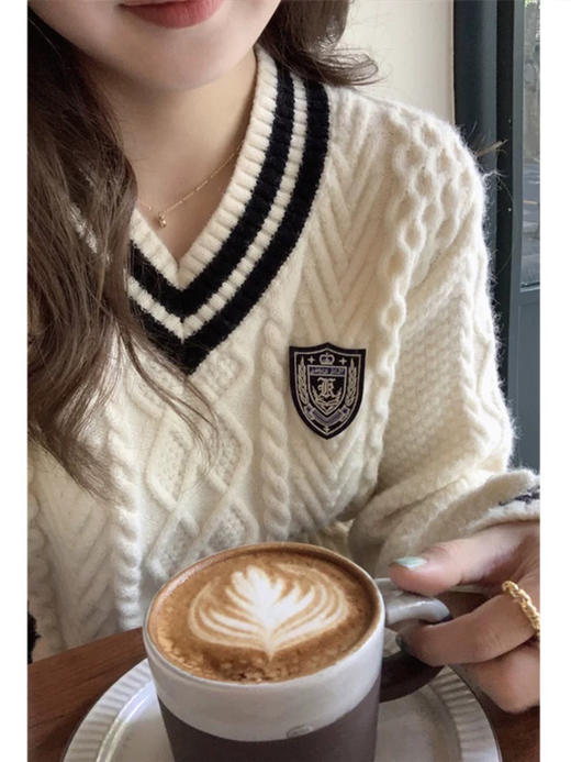 学院风麻花毛衣 商品图0