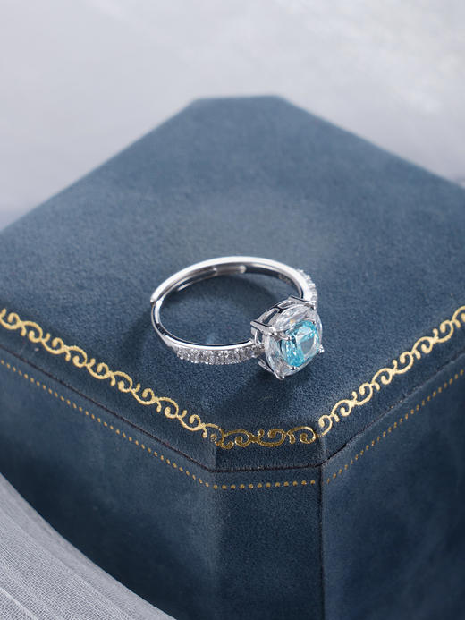 子佩集【冰糖海岸】S925银戒指【YJ-0343104】时尚蓝锆石方块2509 商品图3