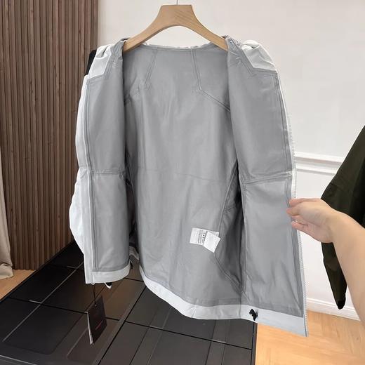 袅家男款防风硬壳连帽冲锋衣 商品图3