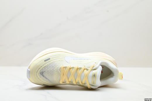 耐克NIKE VOMERO PLUS减震防滑低帮跑步鞋HV8150-100男女鞋 商品图1