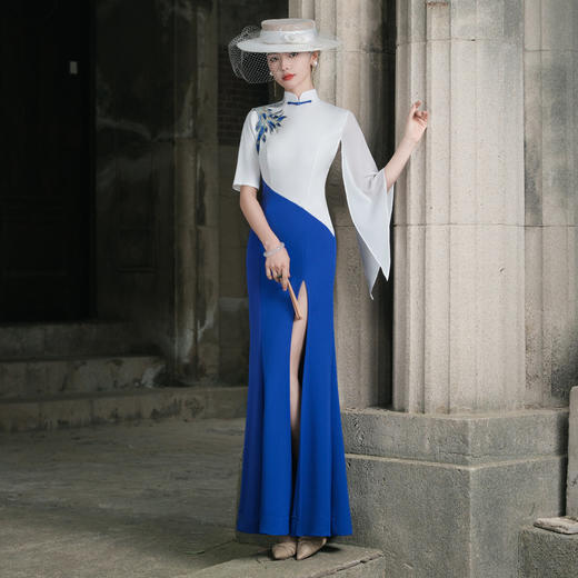 新款撞色拼接复古高端时尚改良走秀礼服演出服加长款年轻款旗袍 商品图2