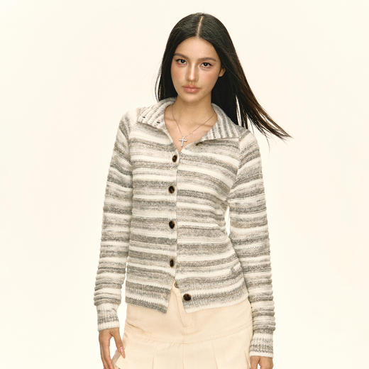 Ariseism 美式复古设计感长袖针织衫开衫毛衣女秋季新款上衣 商品图3