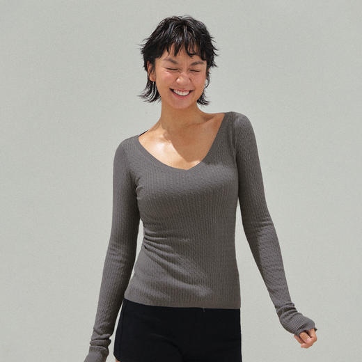 Ariseism 美式复古设计感V领修身打底针织衫女秋季新款毛衣上衣 商品图2