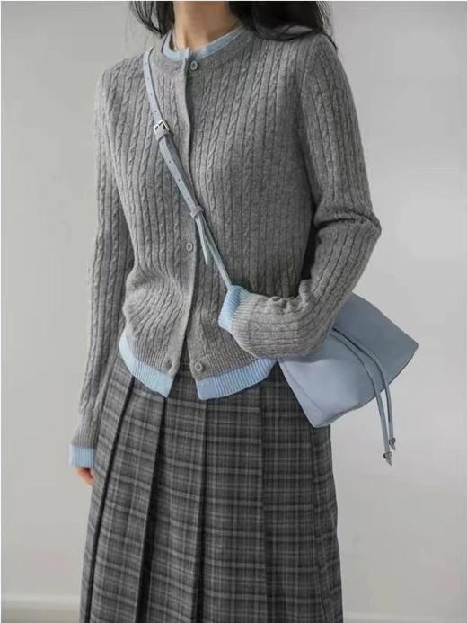 短款修身假两件麻花肌理开衫 B016251 商品图0