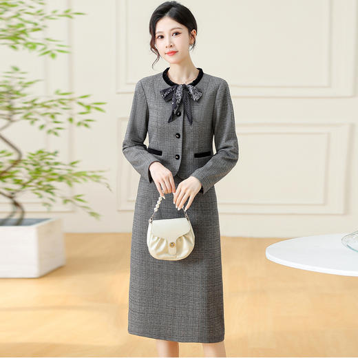 「自」全新升级【铂金会员330/天猫439/差价109】(99943)洛诗琳法式小香风连衣裙两件套2025秋季新款优雅通勤长裙女 商品图0