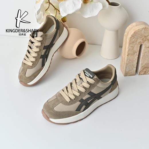 经典鲨2025年秋季专柜新款韩版时尚拼色男士运动休闲鞋德训鞋KF18-533081 商品图3
