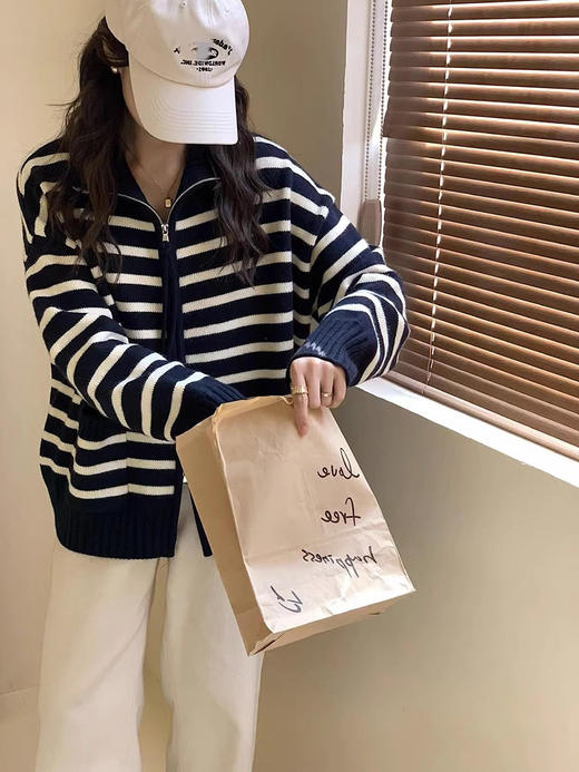 【YW】无忧购秋冬新款韩版立领拉链拼色条纹软糯针织开衫双口袋毛衣保暖外套女91368（截单后3-5天发货) 商品图6