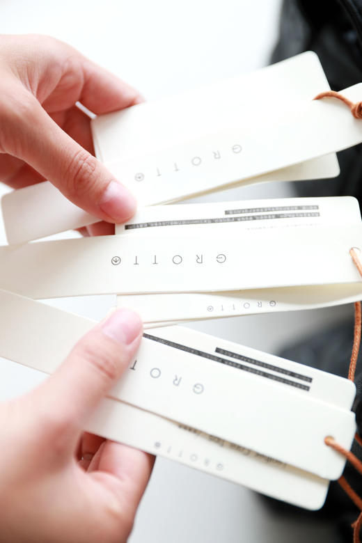 不费力的时髦范儿，随性也松弛。植鞣真皮大容量包包合集C100766 商品图1